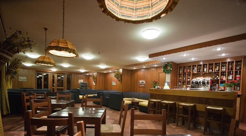 Hotel Ski Club I Cavalieri Rta Sestriere Exterior foto